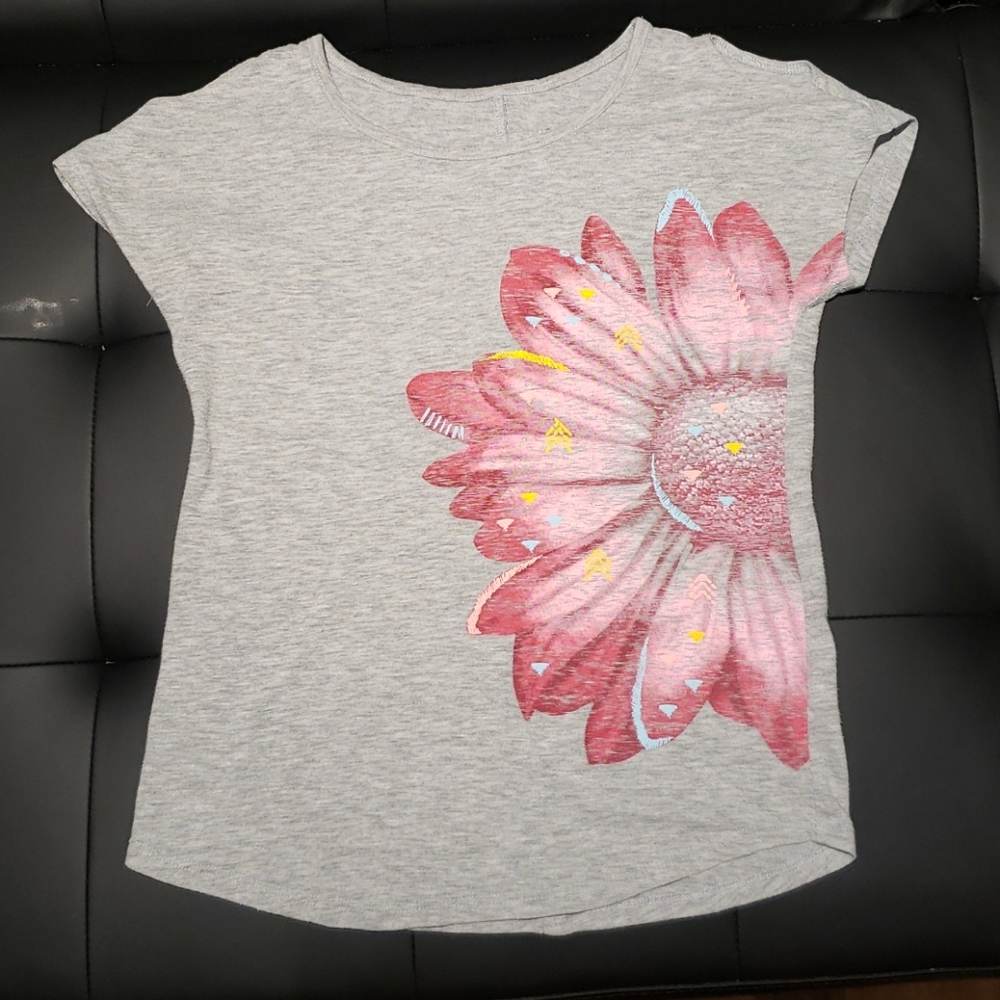 Justice Grey, Cold-Shoulder T-shirt (Sz 10)